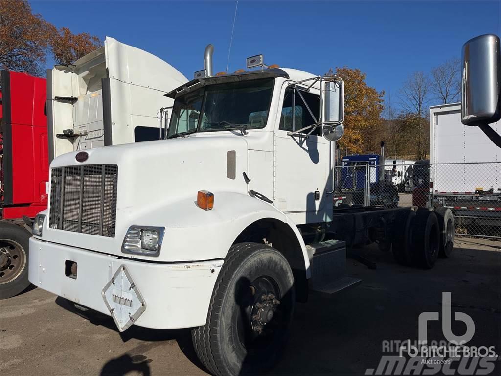 Peterbilt 330 Camiones con chasís y cabina