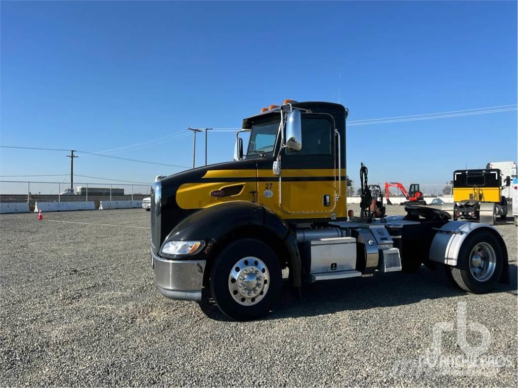 Peterbilt 384 Camiones tractor