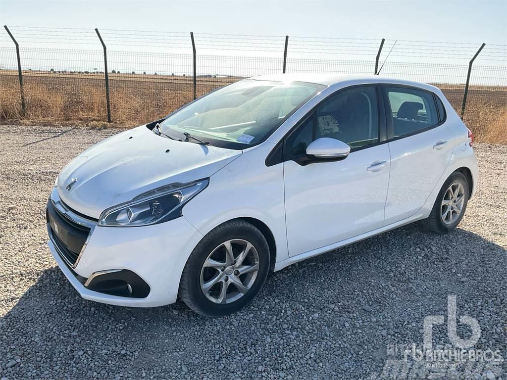 Peugeot 208 Carros