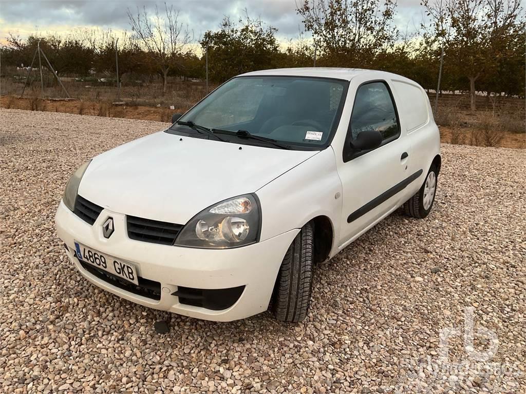 Renault CLIO Carros