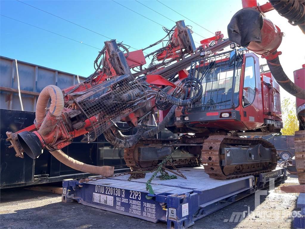 Sandvik DX800 Perforadora de superficie