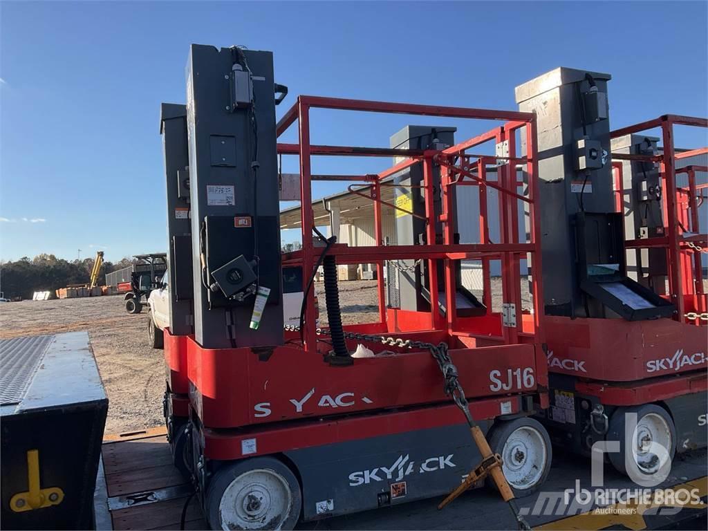 SkyJack SJ16 Plataformas tijera