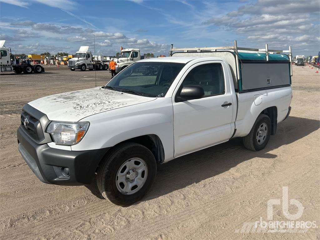 Toyota TACOMA Caja abierta/laterales abatibles