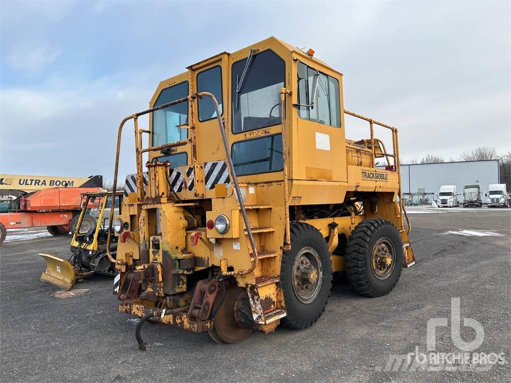  TRACKMOBILE 11TM Mantenimiento de vías férreas