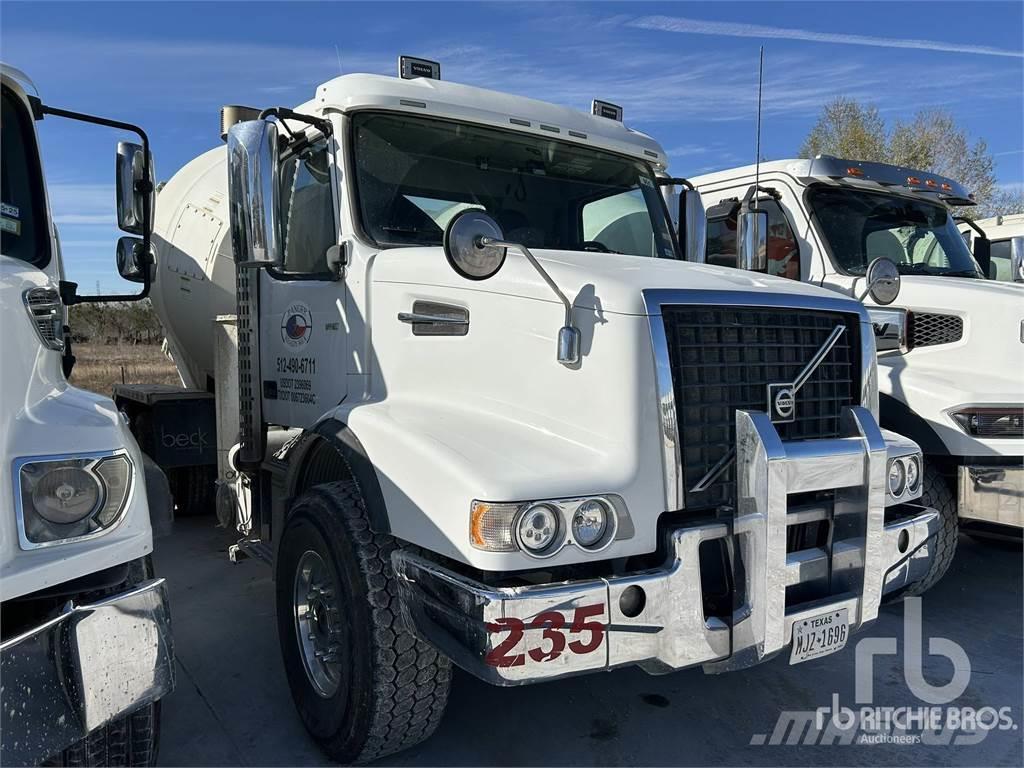 Volvo VHD Camiones de concreto