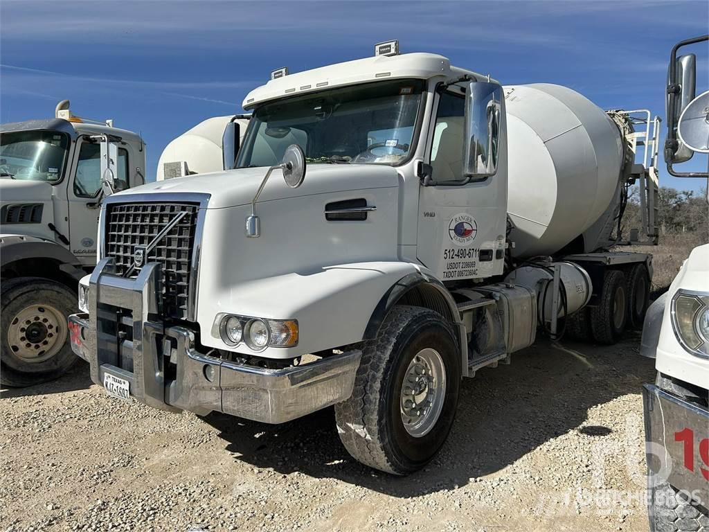 Volvo VHD Camiones de concreto