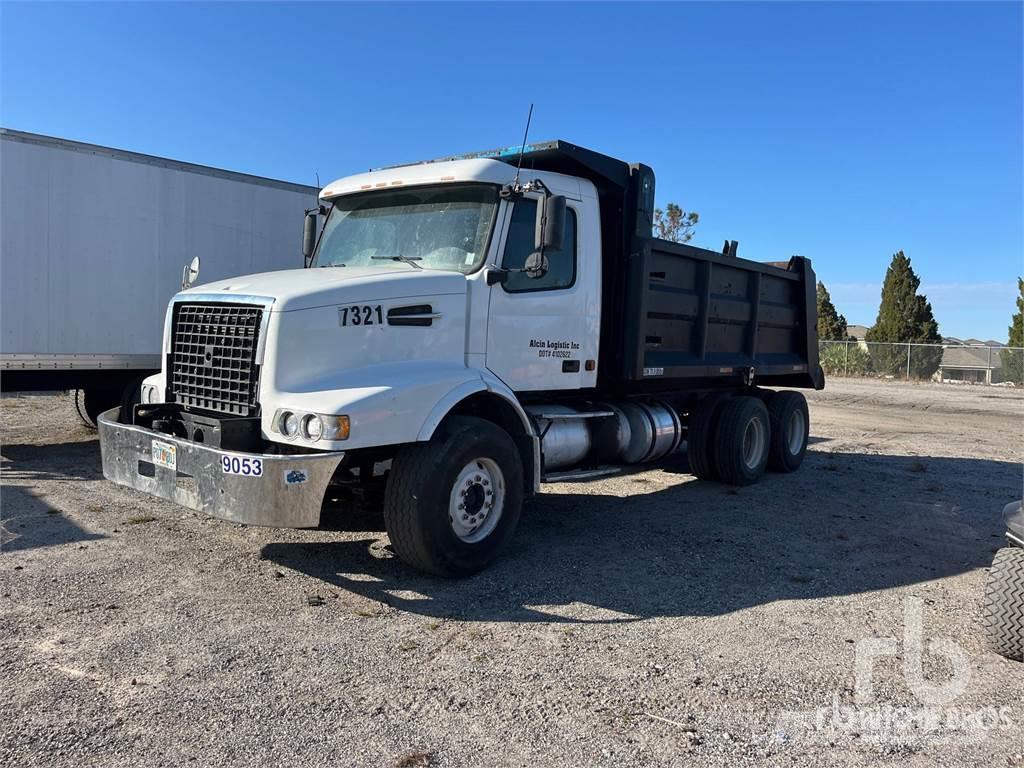 Volvo VHD Bañeras basculantes usadas