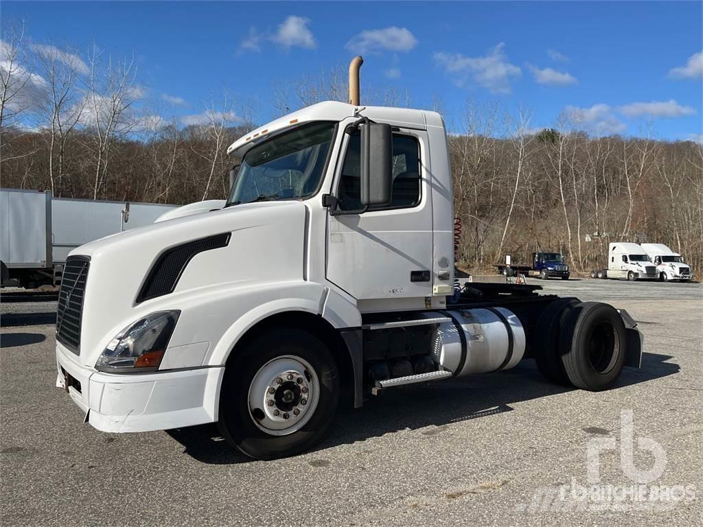 Volvo VNL Camiones tractor