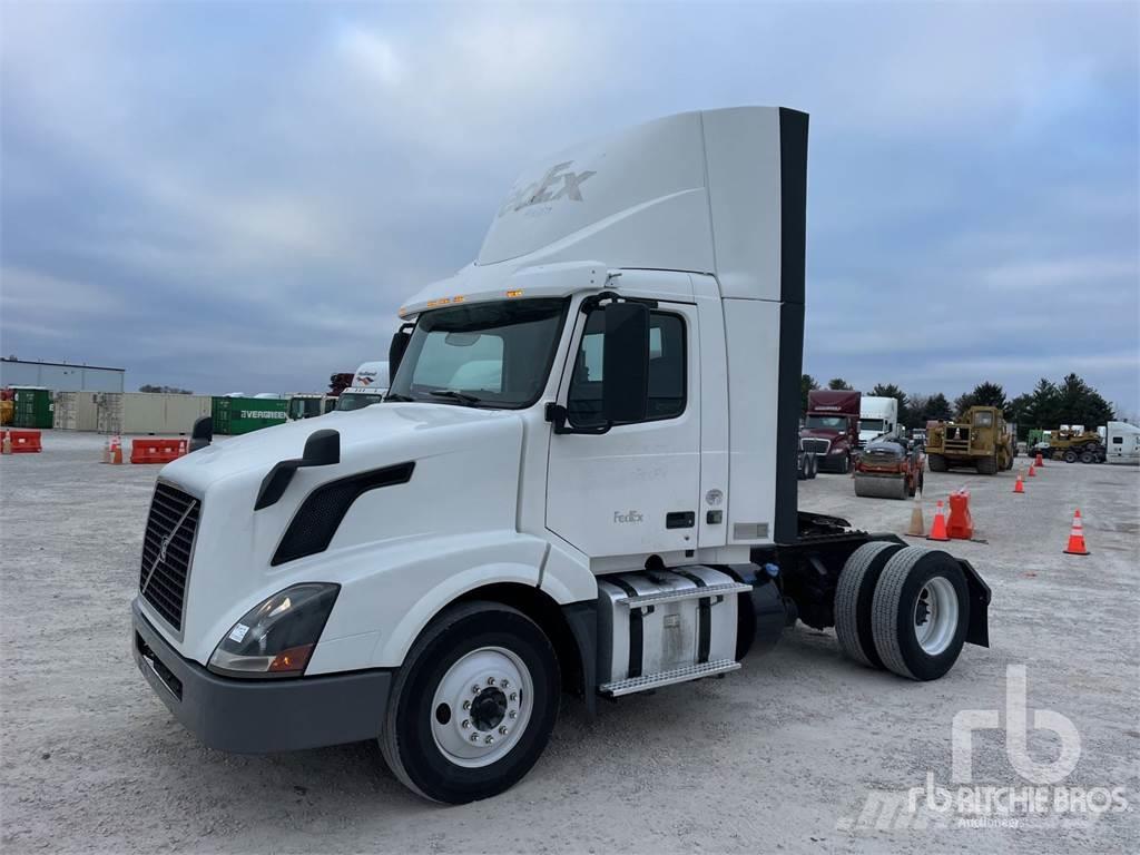 Volvo VNL Camiones tractor