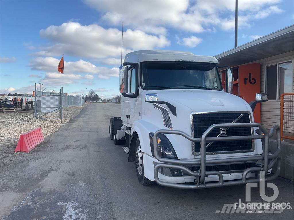 Volvo VNL Camiones tractor