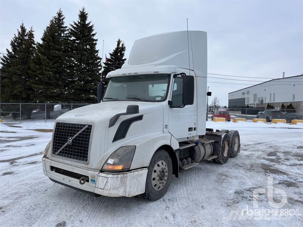 Volvo VNL Camiones tractor