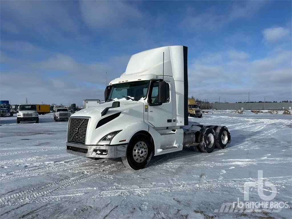 Volvo VNL Camiones tractor