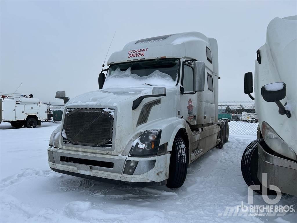 Volvo VNL Camiones tractor