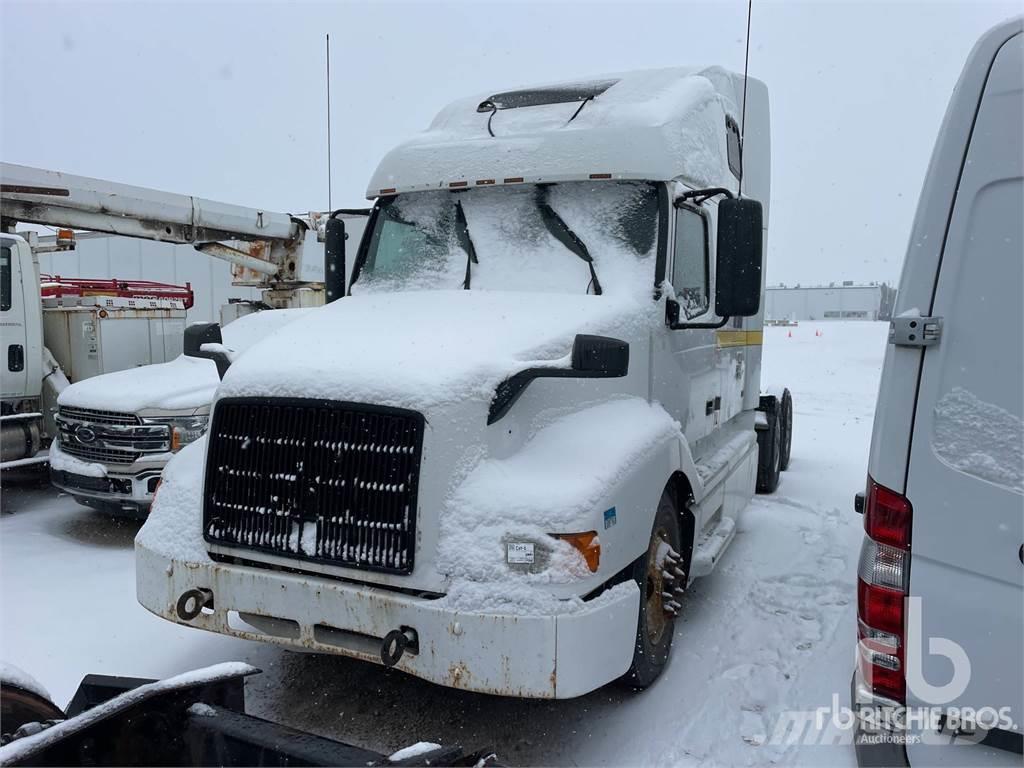 Volvo VNL Camiones tractor