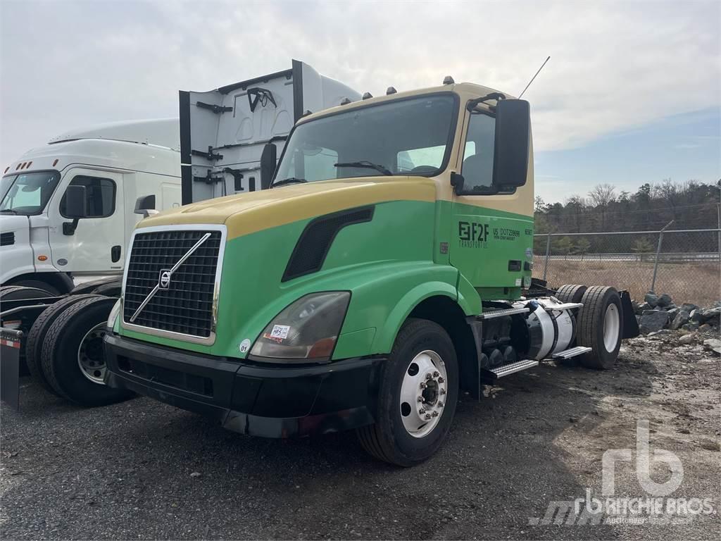 Volvo VNL Camiones tractor