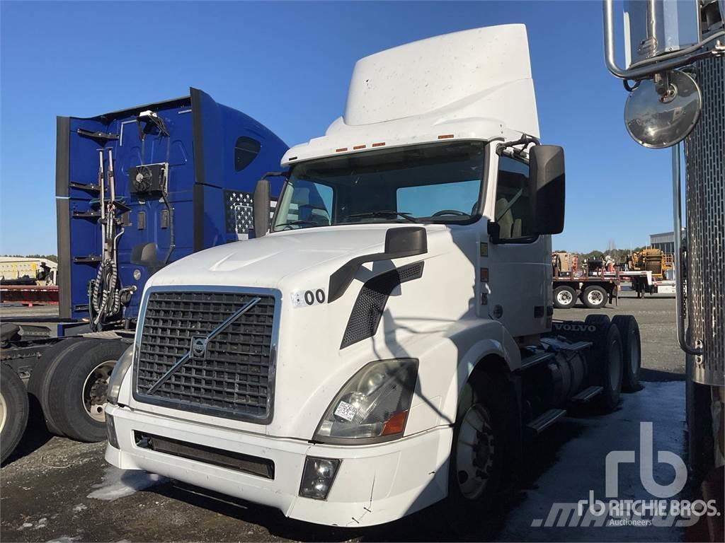 Volvo VNL Camiones tractor