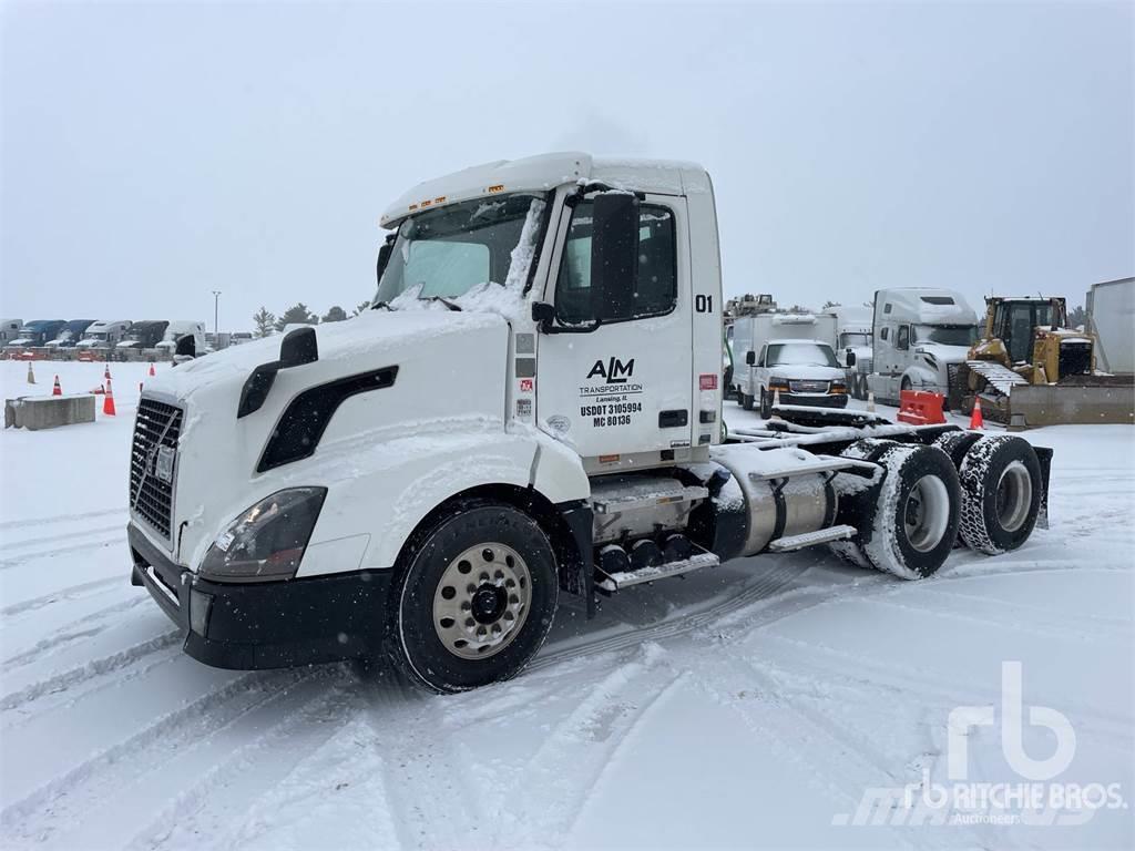 Volvo VNL Camiones tractor