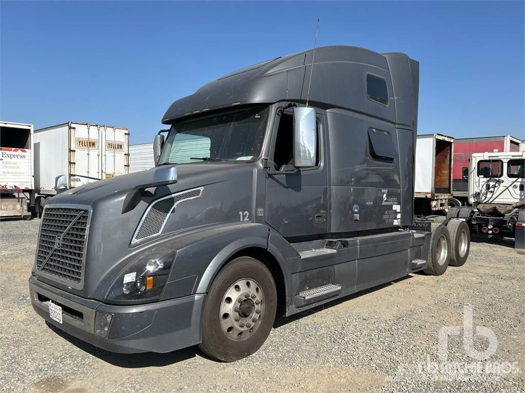 Volvo VNL64T670 Camiones tractor