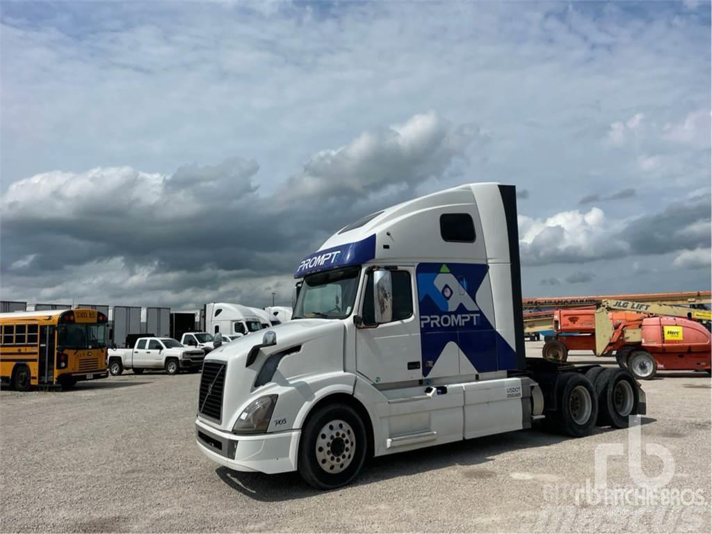 Volvo VNL670 Camiones tractor