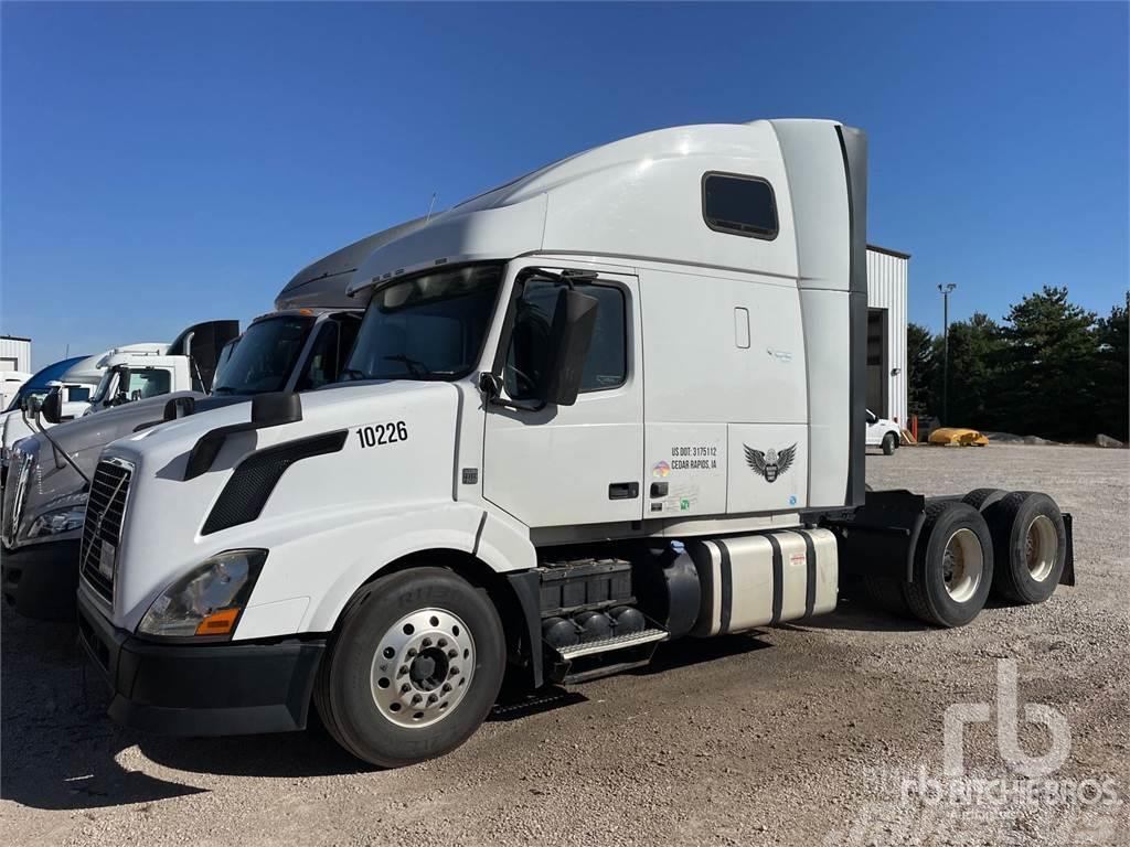 Volvo VNL670 Camiones tractor