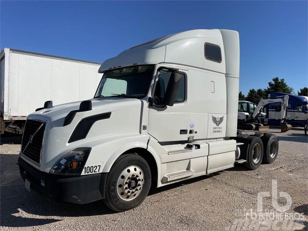 Volvo VNL670 Camiones tractor