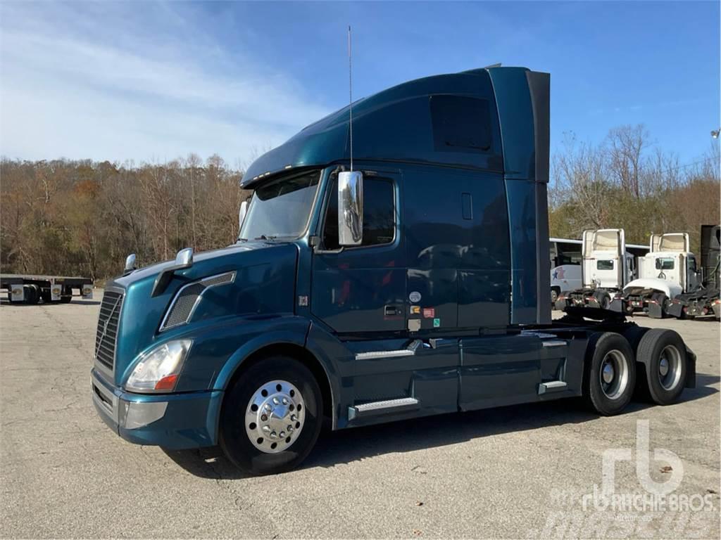 Volvo VNL670 Camiones tractor