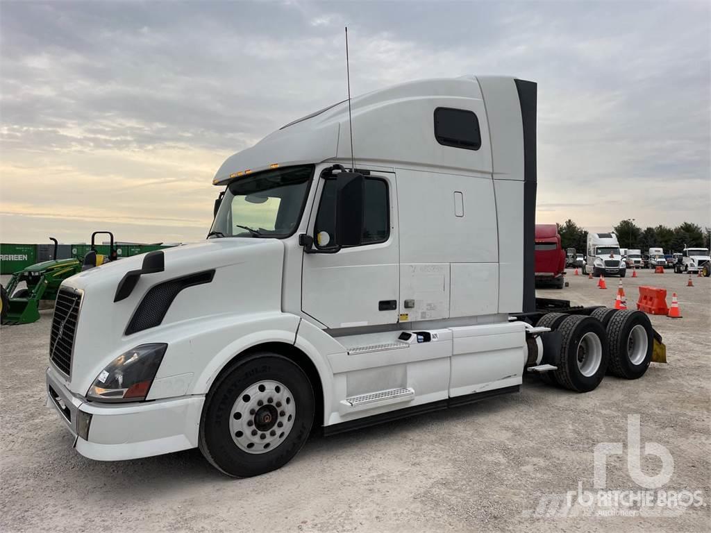 Volvo VNL670 Camiones tractor