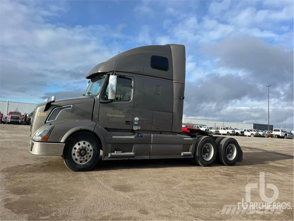 Volvo VNL670 Camiones tractor