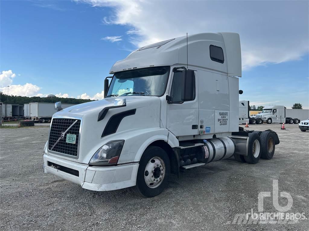 Volvo VNL670 Camiones tractor