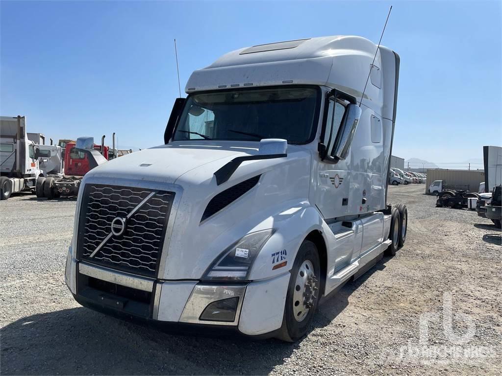 Volvo VNL760 Camiones tractor