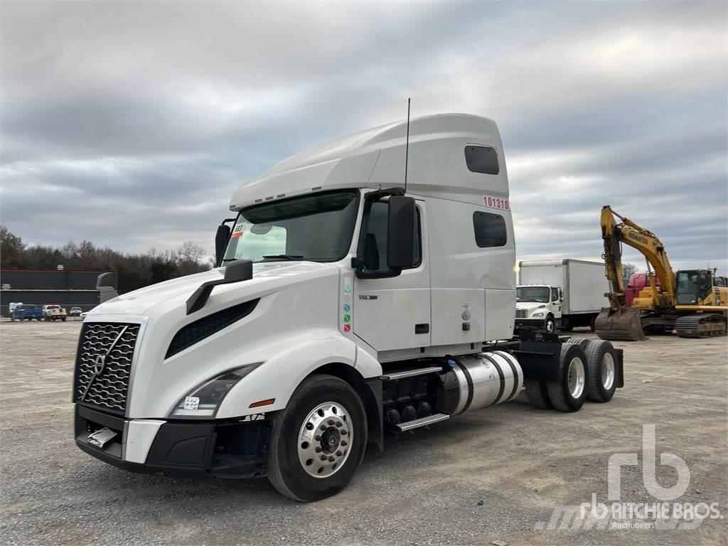 Volvo VNL760 Camiones tractor