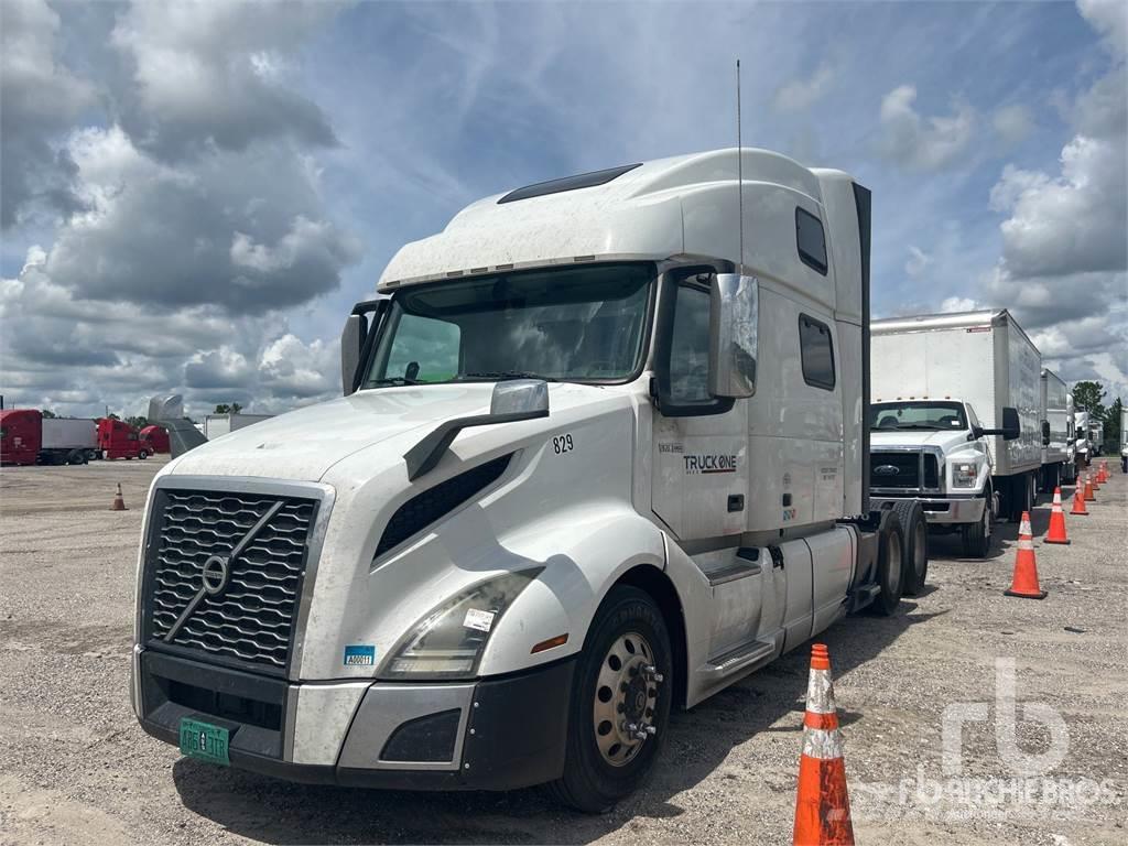 Volvo VNL860 Camiones tractor