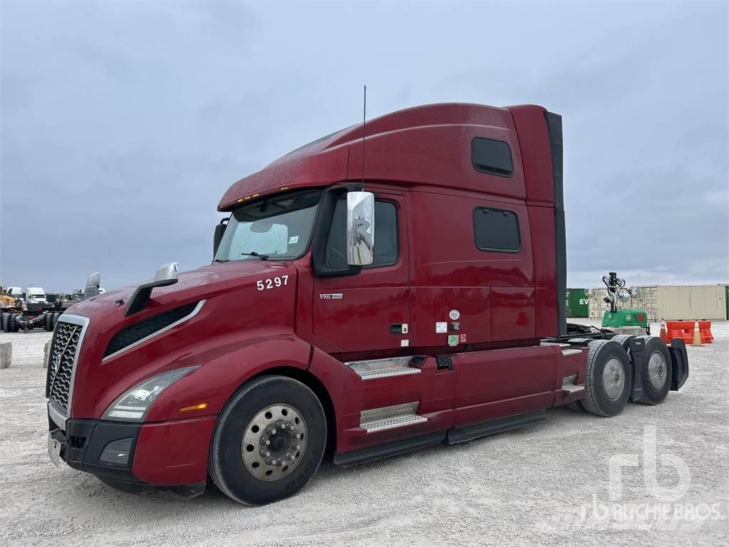 Volvo VNL880 Camiones tractor