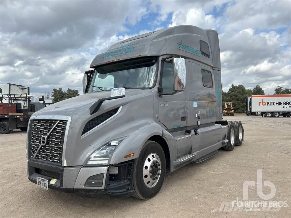 Volvo VNL880 Camiones tractor