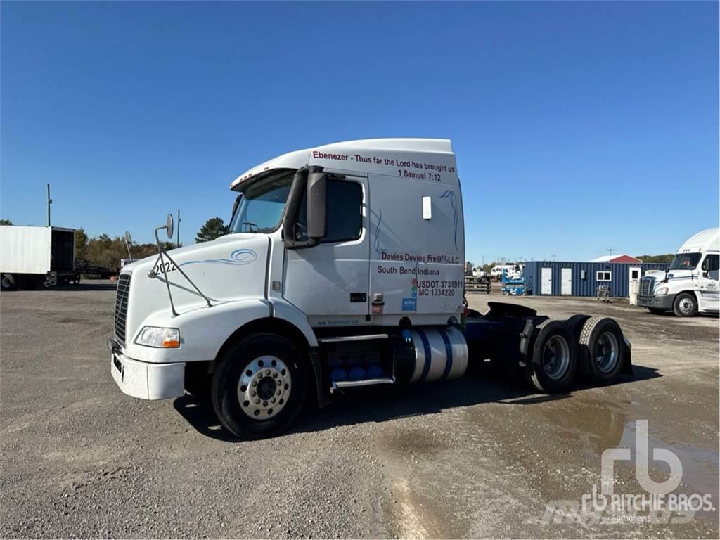 Volvo VNM630 Camiones tractor