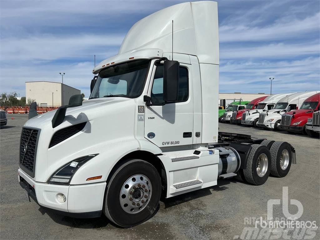 Volvo VNR300 Camiones tractor