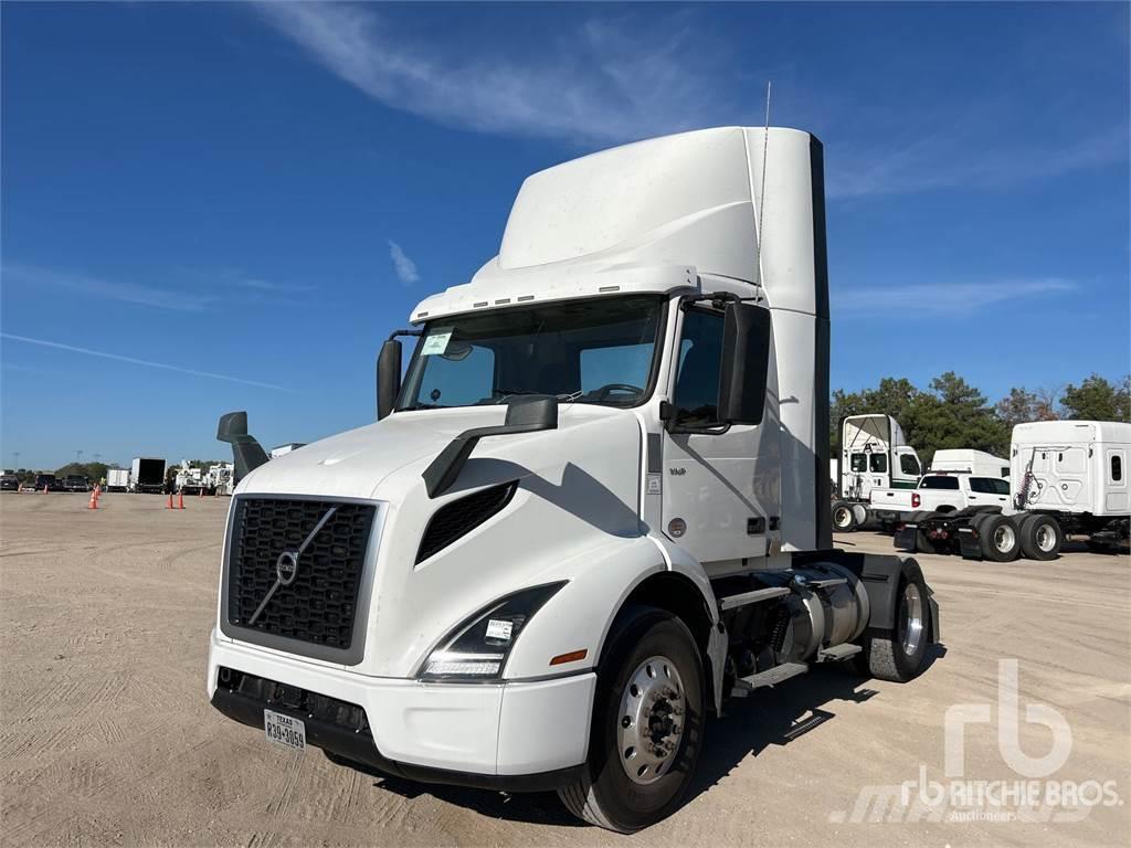 Volvo VNR300 Camiones tractor