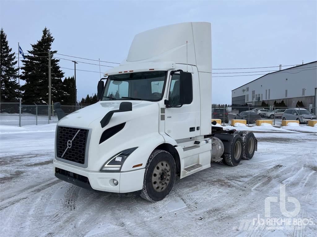 Volvo VNR64300 Camiones tractor