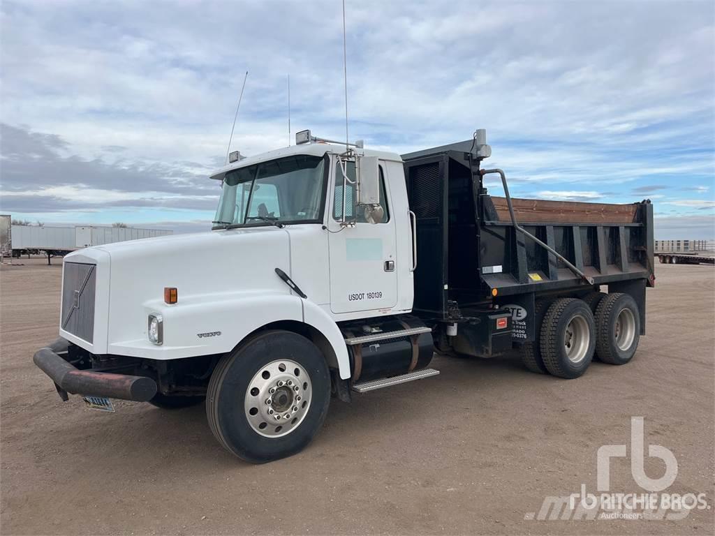 Volvo WG64 Bañeras basculantes usadas