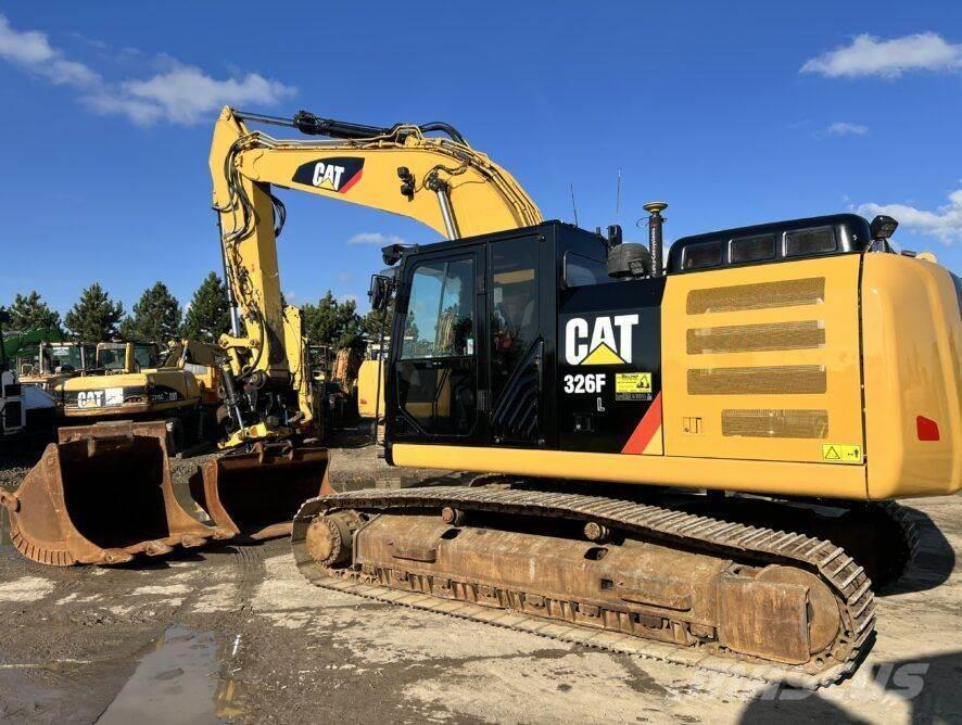 CAT 326FL Excavadoras sobre orugas