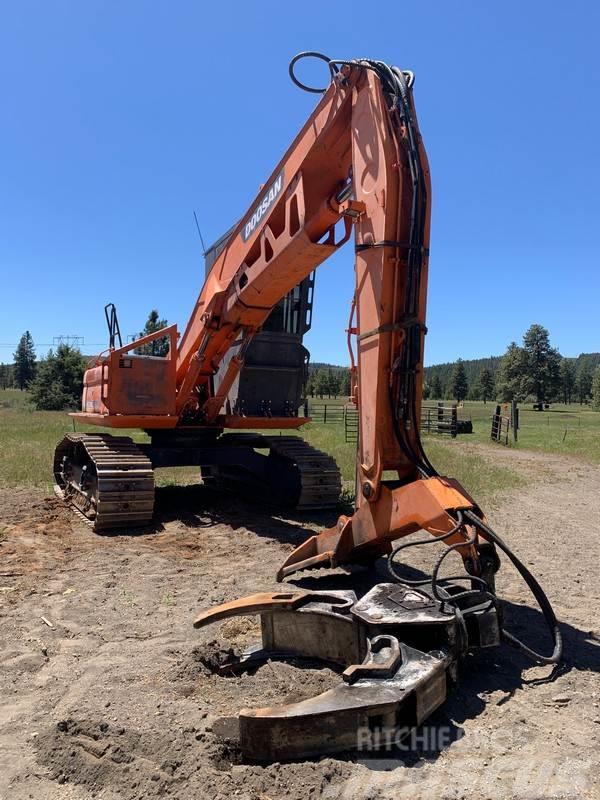 Doosan DX225LL Cargadoras forestales