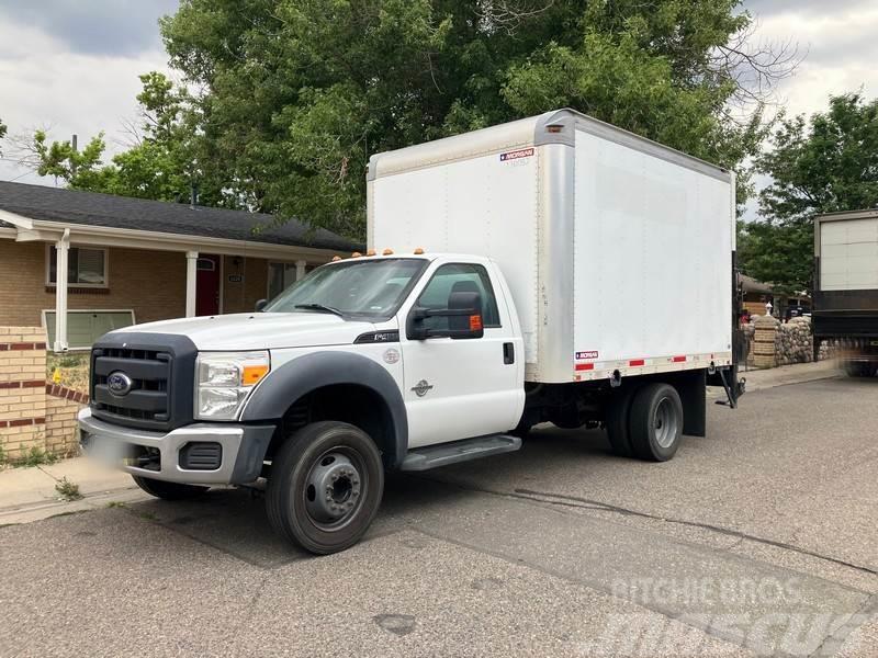 Ford F450 Camiones con caja de remolque