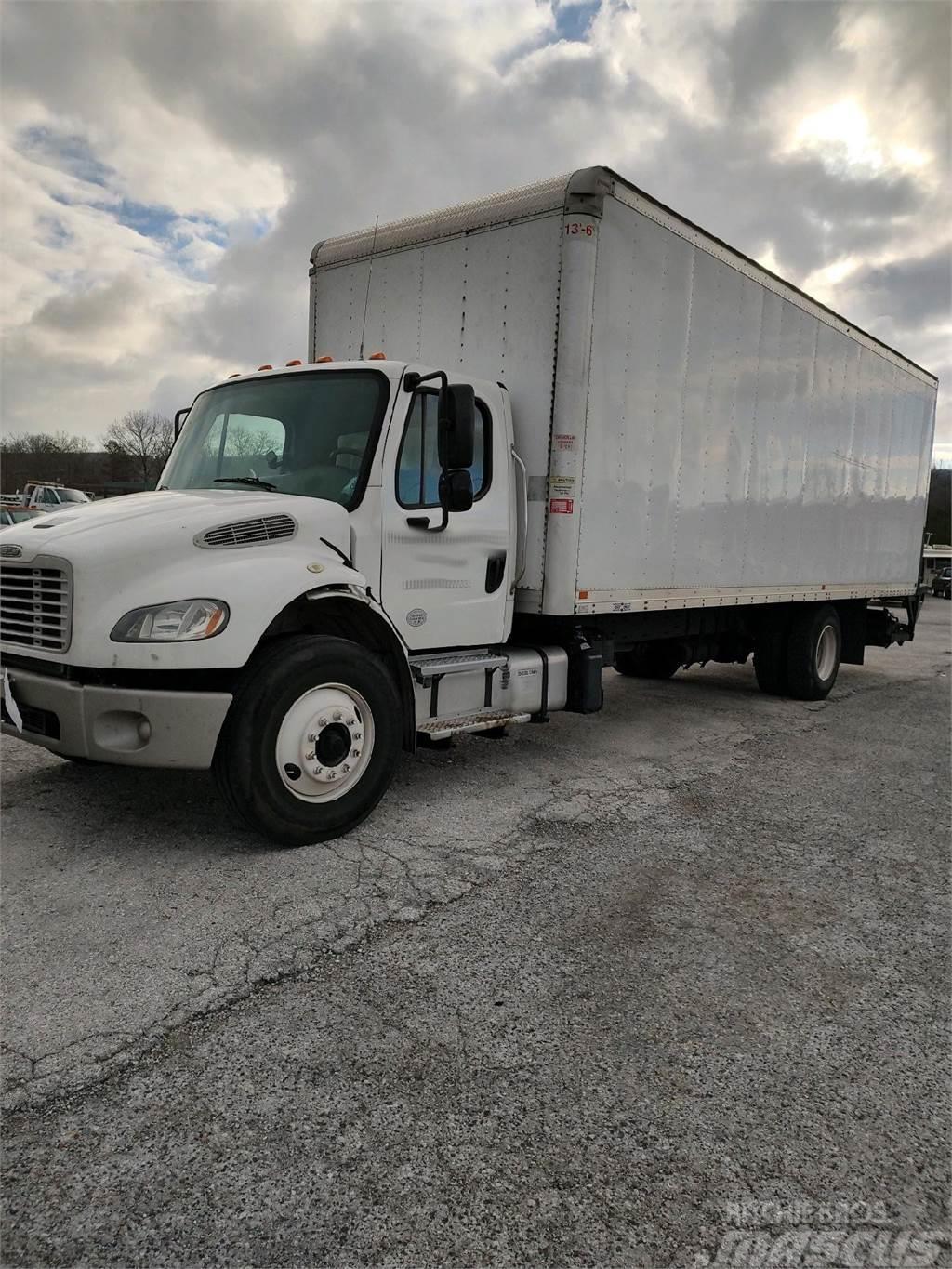 Freightliner M2 Camiones con caja de remolque