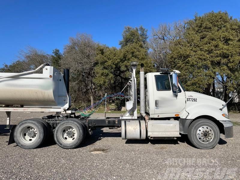 International ProStar Camiones tractor