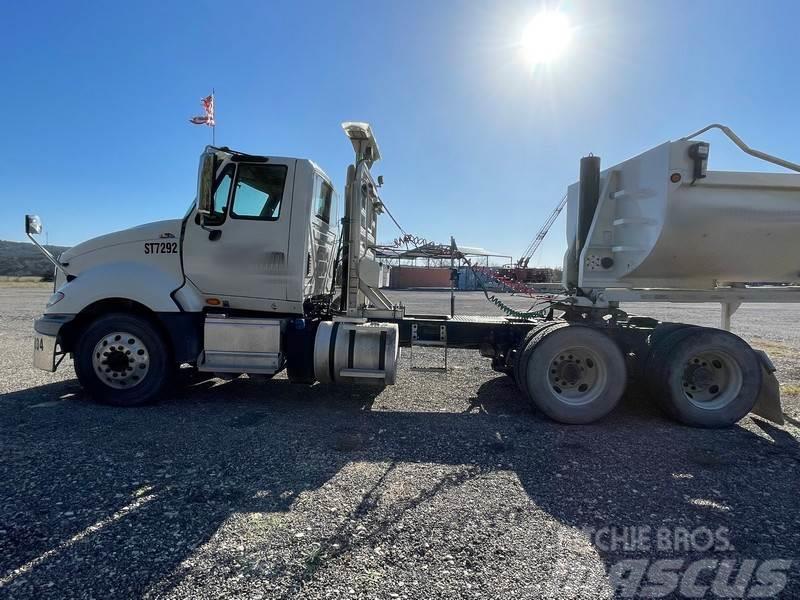 International ProStar Camiones tractor