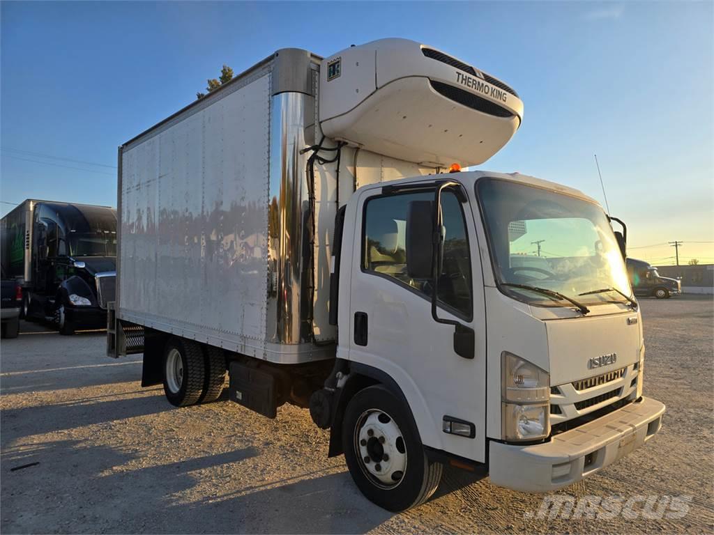 Isuzu NQR Camiones con caja de remolque