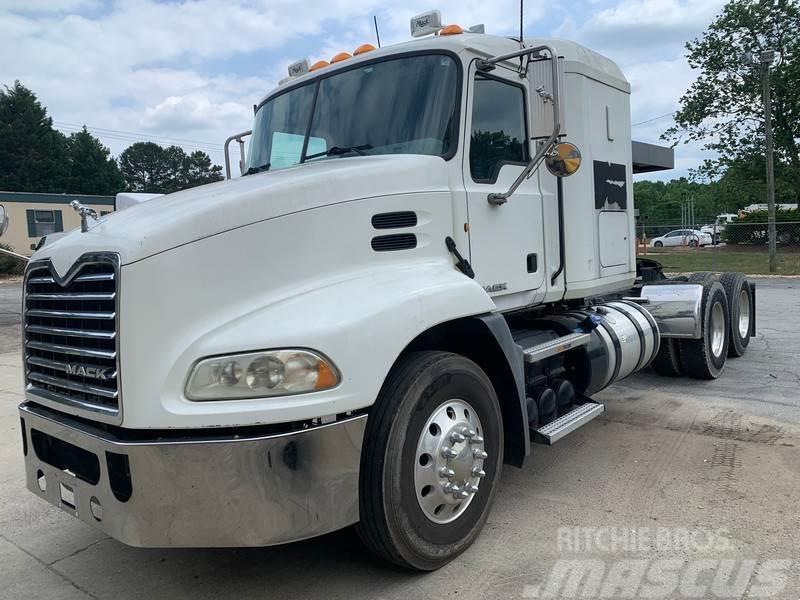 Mack CXU613 Camiones tractor