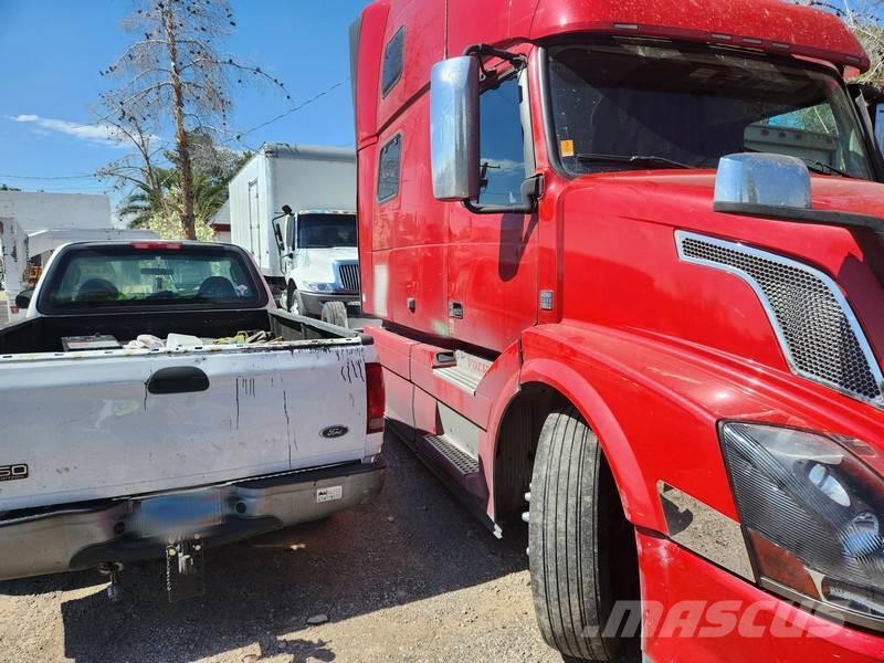 Volvo VNL780 Camiones tractor