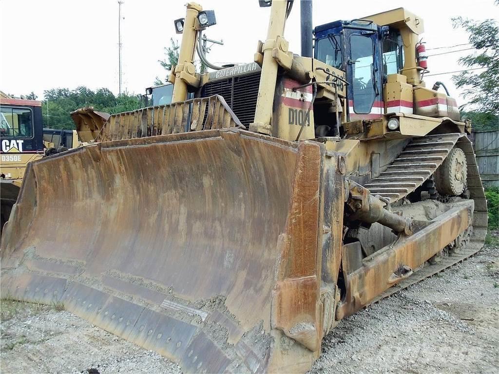 CAT D10N Buldozer sobre oruga