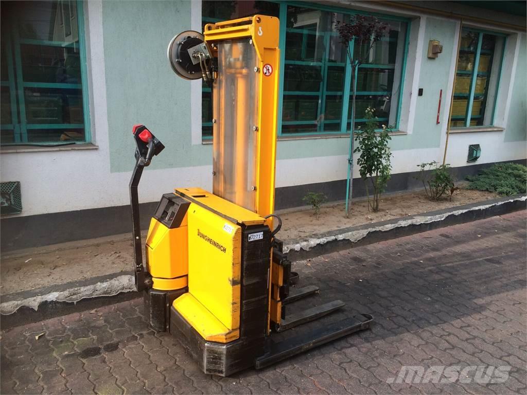 Jungheinrich EJC-B10G SPEC WITH FORKS &SS V-2717 Apiladores manuales